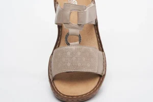 Online 60885-62 Women Flats